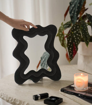 Curvy Velvet Mirror - Filtrum Home