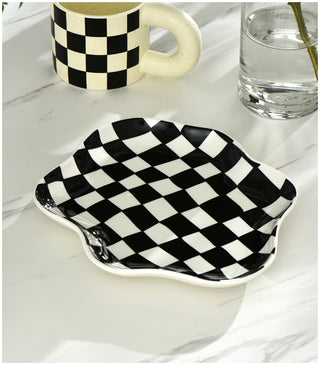 Checkerd Ceramic Plate - Filtrum Home