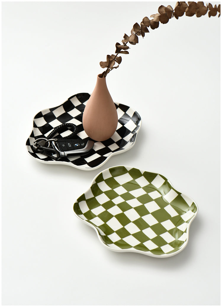 Checkerd Ceramic Plate - Filtrum Home